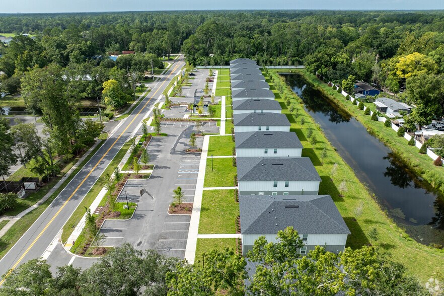 More Photos Of 9612 Hood Rd, Jacksonville Apartments For Sale