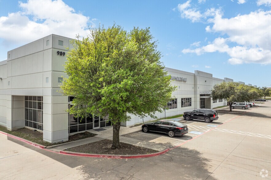 Primary Photo Of 989 W Sandy Lake Rd, Coppell Warehouse For Sale