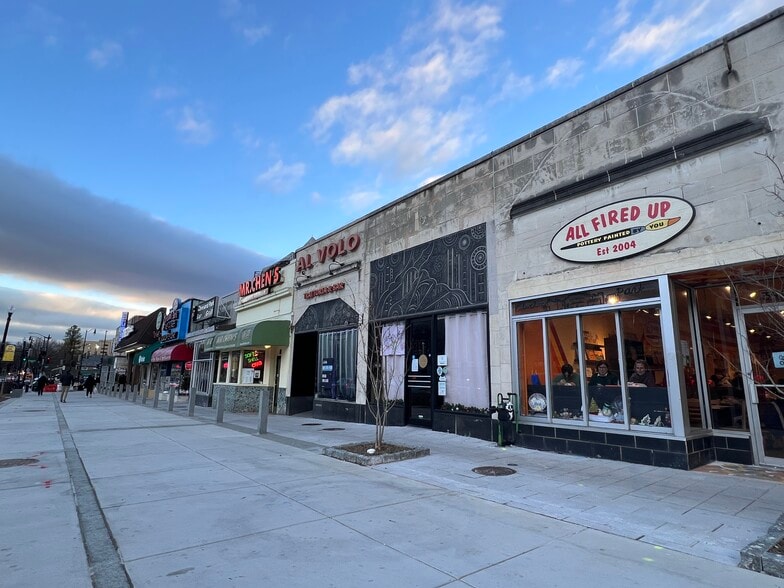 More Photos Of 3415-3419 Connecticut Ave, Washington Restaurant For Lease