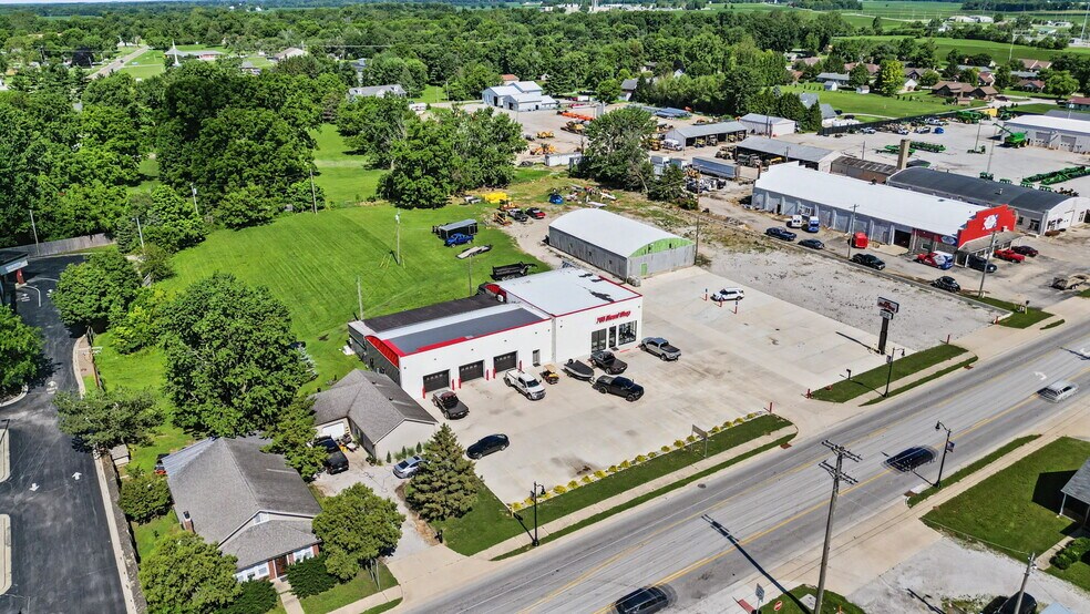 More Photos Of 212 N Lincoln Rd, Rockville General Retail For Sale