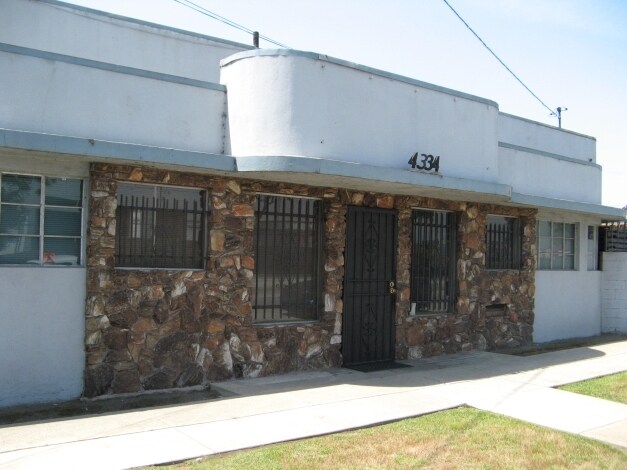 More Photos Of 4336 E Washington Blvd, Commerce Unknown For Lease