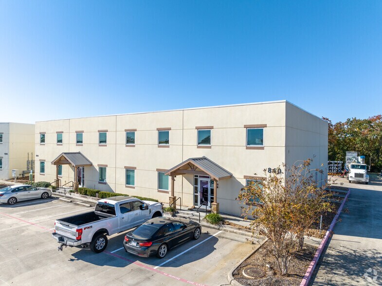 More Photos Of 840 Lawrence Rd, League City Flex For Sale