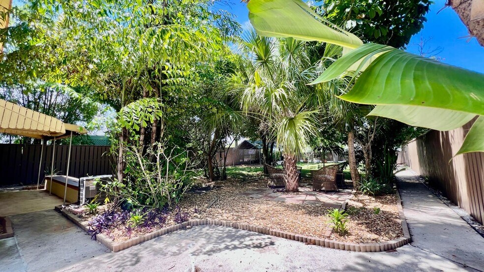 More Photos Of 1120 S Federal Hwy, Lake Worth Beach Apartments For Sale