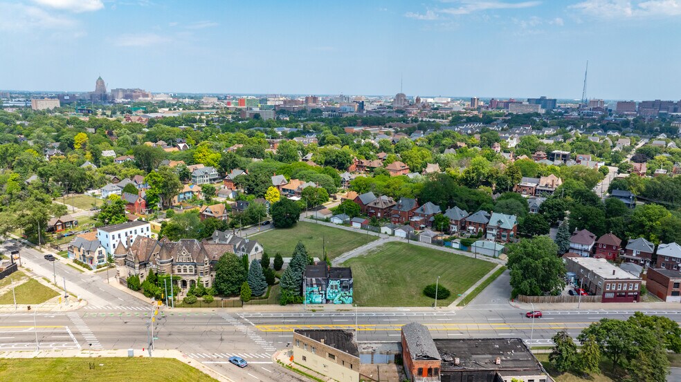 More Photos Of 4126 Grand River Ave, Detroit Research And Development For Sale