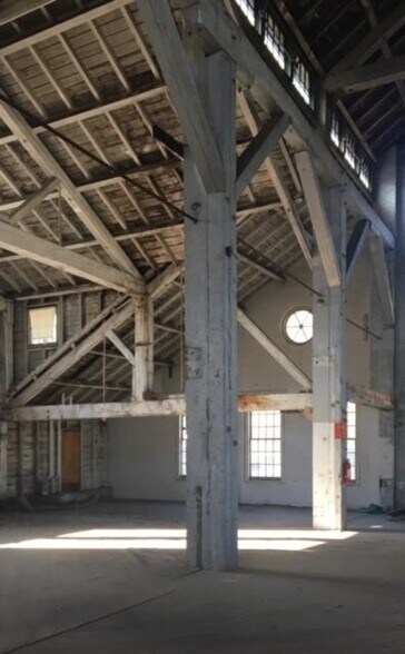 More Photos Of 108 E Strand St, Kingston General Retail For Sale