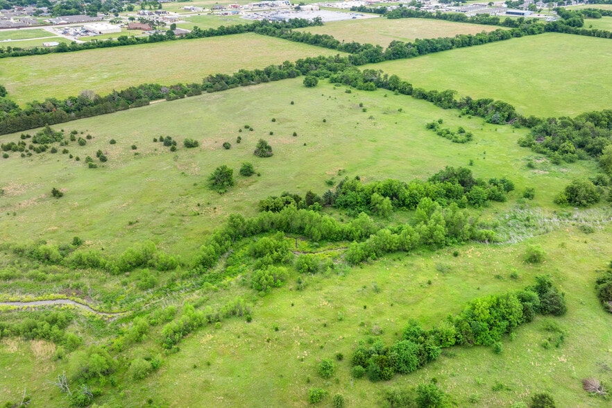 Primary Photo Of TBD W US 82, Bonham Land For Sale