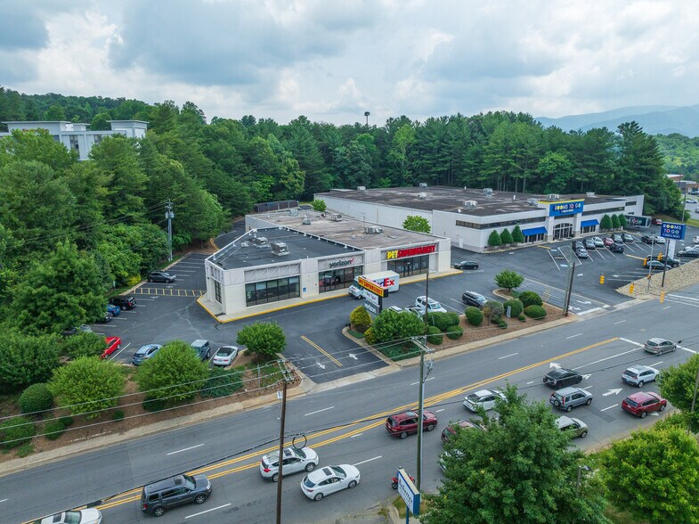 More Photos Of 242-244 Tunnel Rd, Asheville Freestanding For Lease