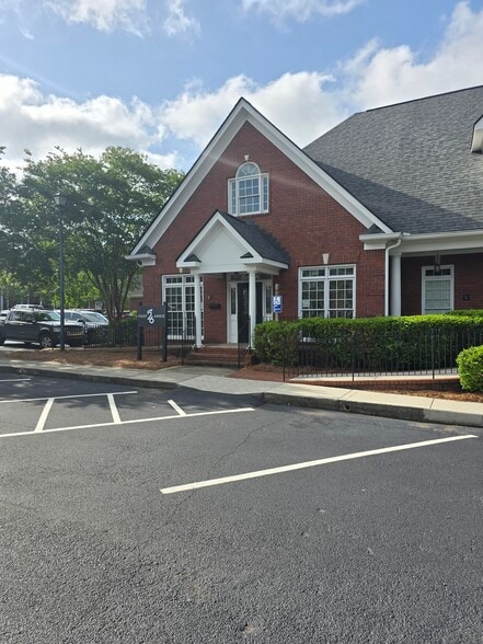 More Photos Of 1610 Mars Hill Rd, Watkinsville Medical For Lease