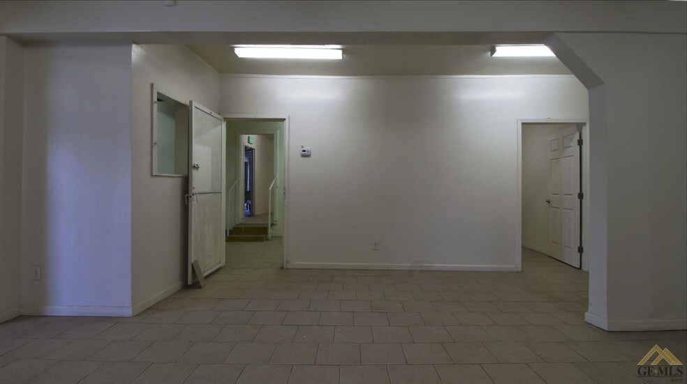 More Photos Of 530 Union Ave, Bakersfield Storefront Retail Office For Sale