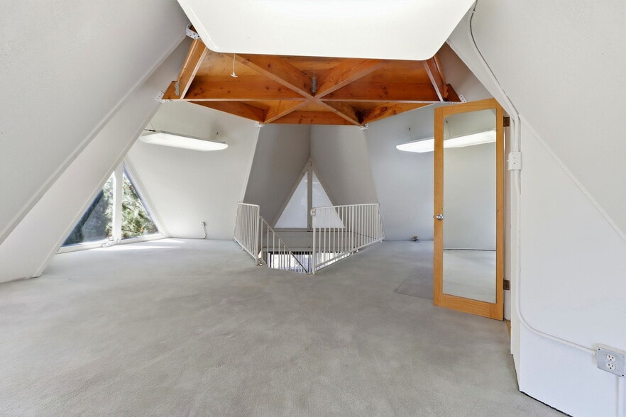 More Photos Of 702 Minnesota Ave, San Jose Medical For Sale