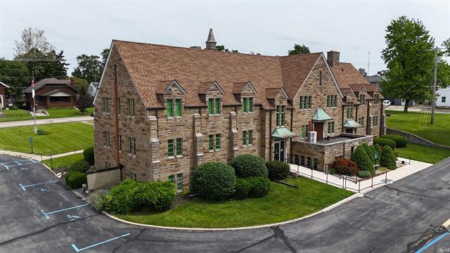 More Photos Of 832 E Center St, Warsaw Religious Facility For Sale