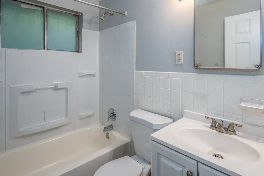 More Photos Of 3272 Gobel Ave, Cincinnati Apartments For Sale