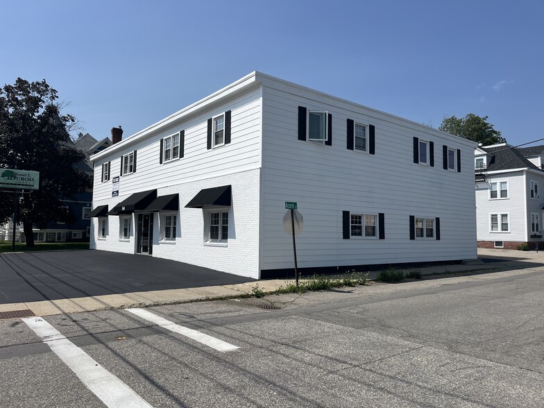 More Photos Of 860 Main St, Sanford Medical For Lease