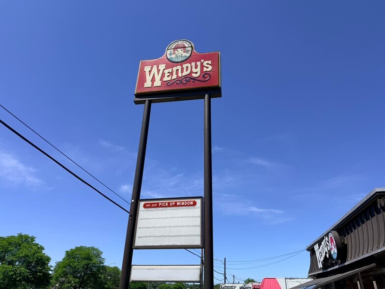 More Photos Of 3170 Elizabeth Lake Rd, Waterford Fast Food For Lease