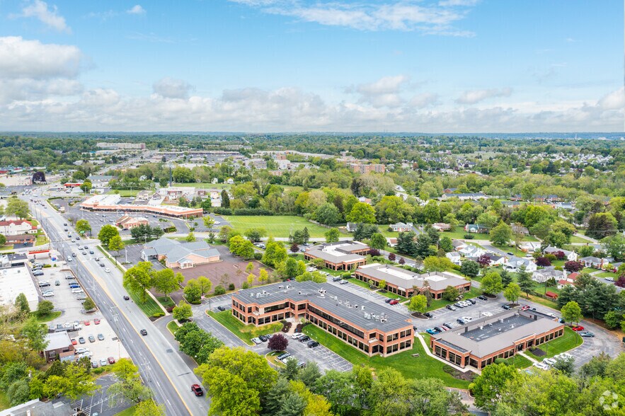 More Photos Of 190 W Germantown Pike, Norristown Medical For Lease