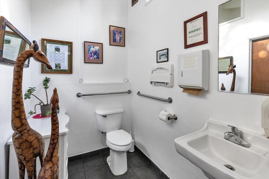 More Photos Of 2380 Main St, Cambria Restaurant For Sale