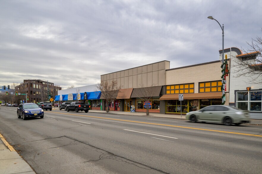 More Photos Of 819 S Higgins Ave, Missoula Freestanding For Sale
