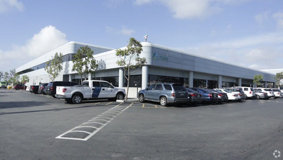 More Photos Of 11099 S La Cienega Blvd, Los Angeles Flex For Sale