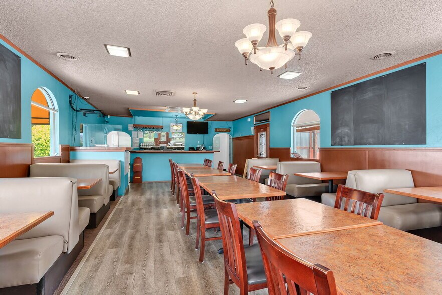 More Photos Of 2301 E Main St, Canon City General Retail For Sale