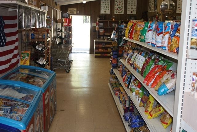 More Photos Of 260 S Derick Flat Rd, Trinity Center Freestanding For Sale