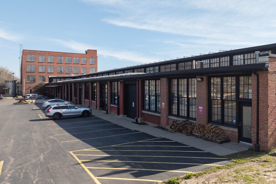 More Photos Of 401 Hall St SW, Grand Rapids Loft Creative Space For Sale