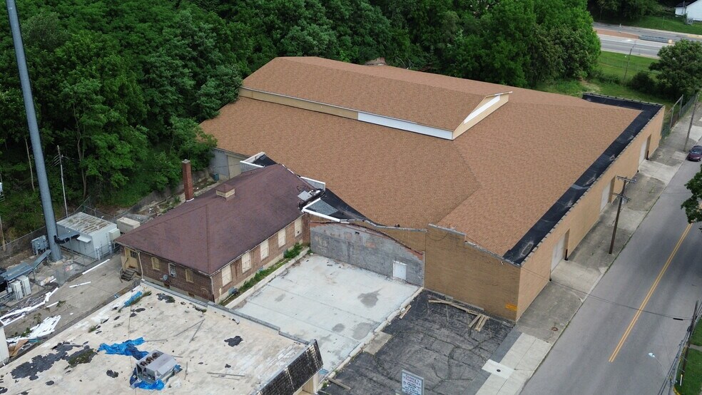 More Photos Of 221 S Walnut Ave, Sidney Warehouse For Sale