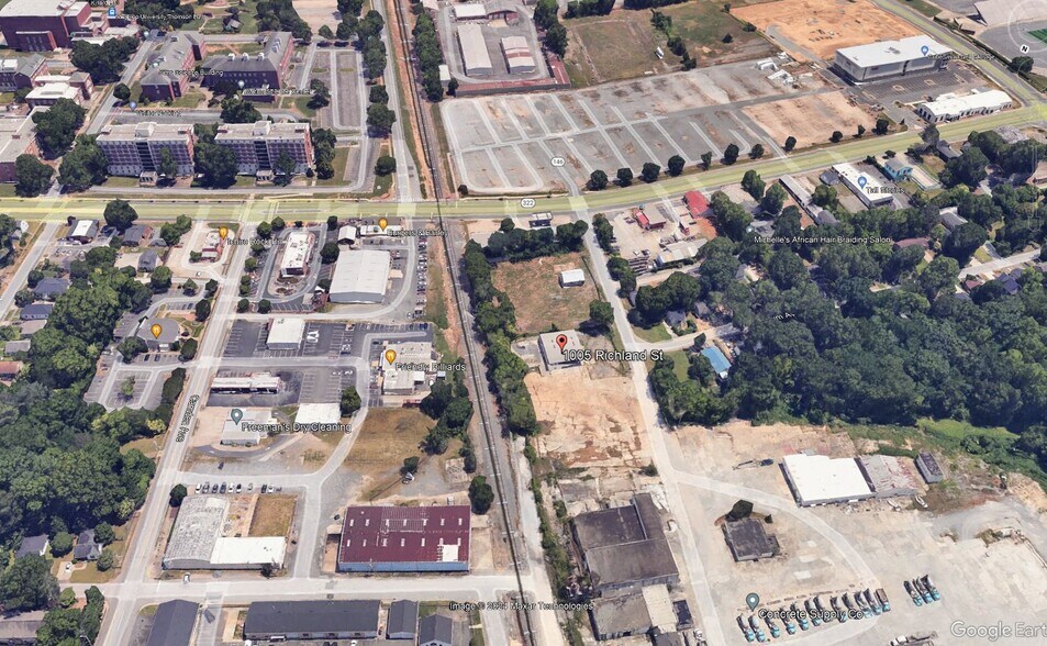 More Photos Of 1005 Richland St, Rock Hill Distribution For Sale