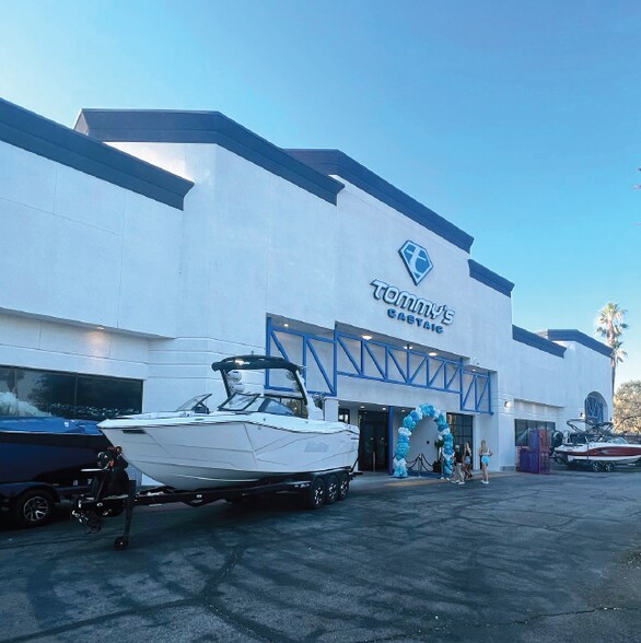 More Photos Of 31970 Castaic Rd, Castaic Freestanding For Sale
