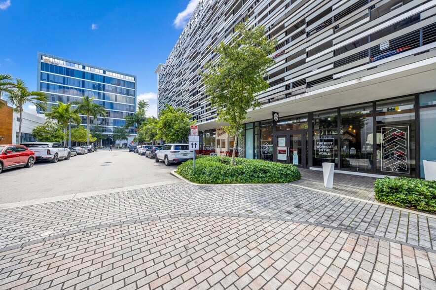 More Photos Of 2980 NE 207th St, Aventura Office Residential For Lease