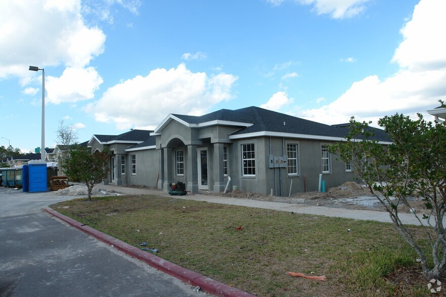 More Photos Of 6916 Linebaugh Ave, Tampa Medical For Lease