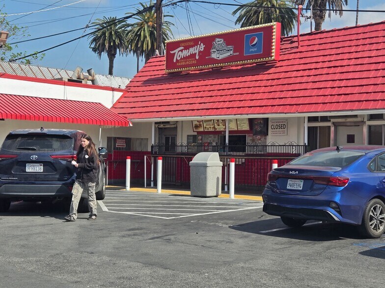 More Photos Of 2551 Beverly Blvd, Los Angeles Office For Lease