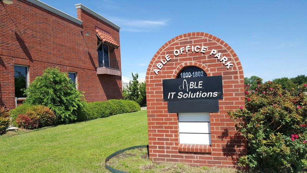 More Photos Of 1800 Industrial Blvd, Colleyville Loft Creative Space For Sale