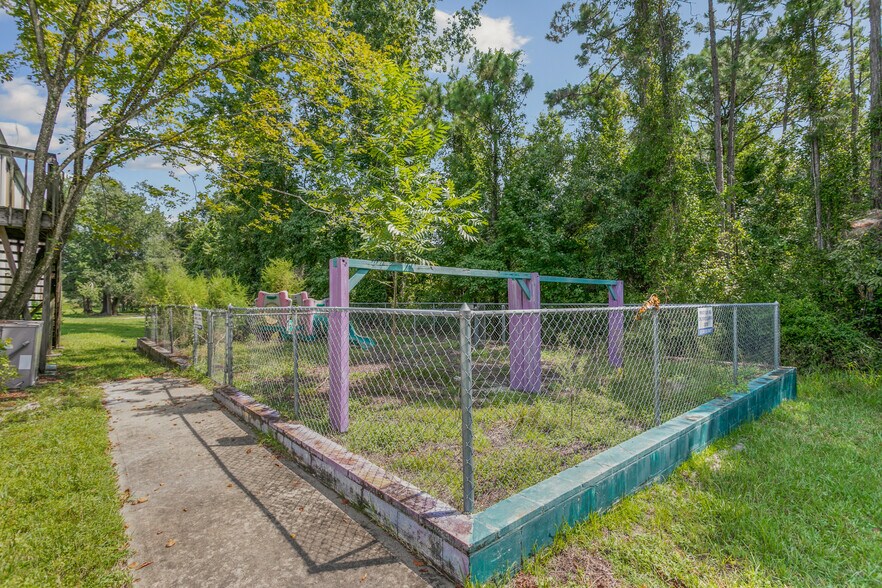 More Photos Of 3601 E Moody Blvd, Bunnell Religious Facility For Sale