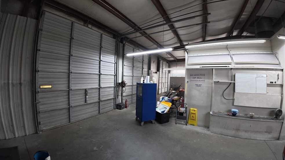 More Photos Of 1106 S 5th St, Easley Flex For Sale