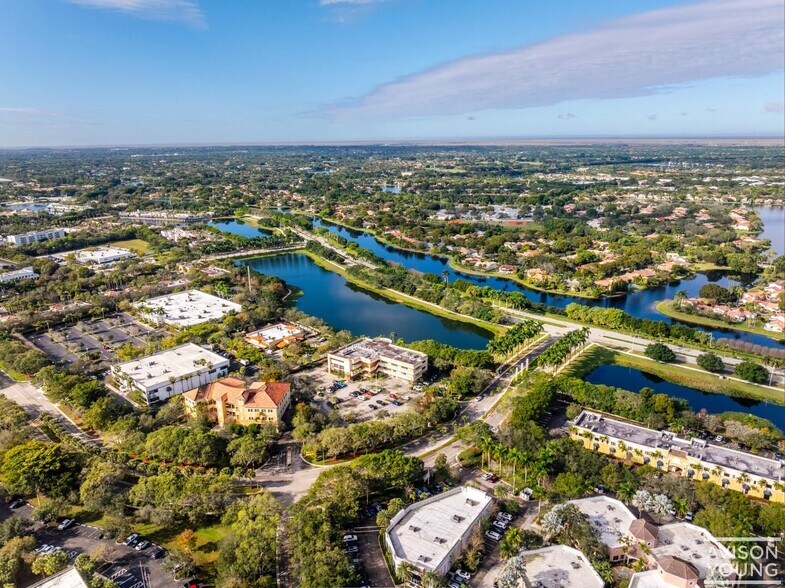 More Photos Of 1625 N Commerce Pky, Weston Medical For Sale