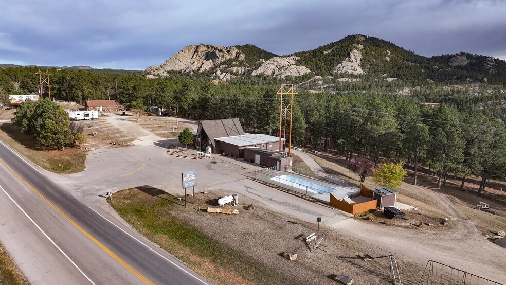 More Photos Of 1116 N 5th St, Custer Trailer Camper Park For Sale