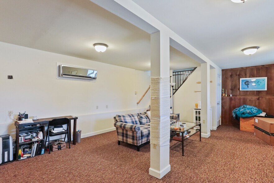 More Photos Of 14111-14113 Pennsylvania Ave, Hagerstown Freestanding For Sale