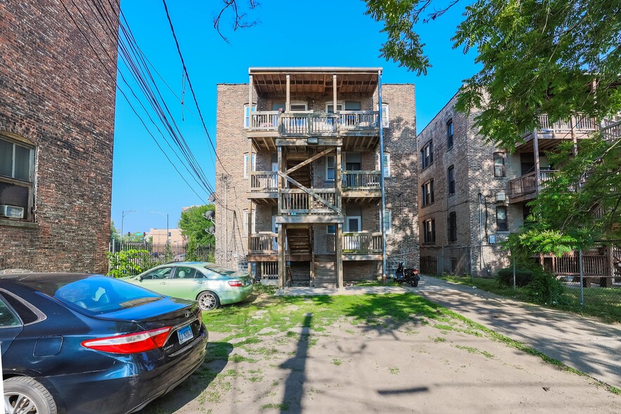 More Photos Of 5847-5849 S Michigan Ave, Chicago Apartments For Sale