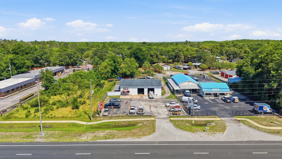 More Photos Of 17426 US Highway 19, Hudson Service For Sale
