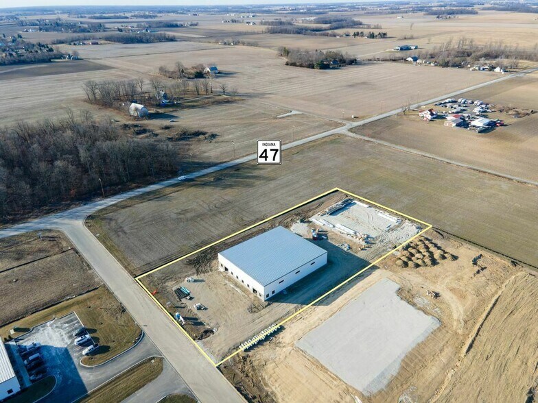 More Photos Of 830 Wesco Pky, Sheridan Warehouse For Lease