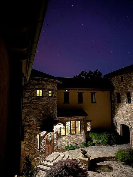 More Photos Of 126 Par Ln, Carl Junction Lodge Meeting Hall For Sale