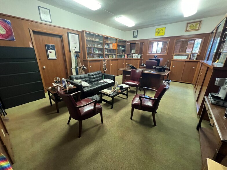 More Photos Of 3827 Broadway St, Houston Specialty For Sale