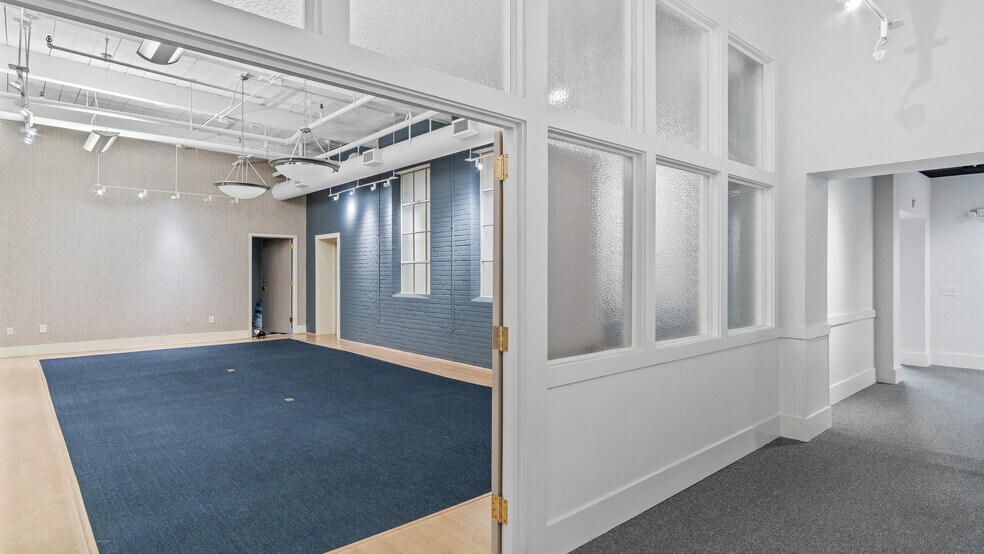 More Photos Of 514 Dabney Rd, Henderson Office For Lease