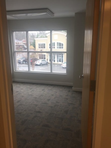 More Photos Of 955 W Wade Hampton Blvd, Greer Office For Sale