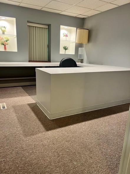 More Photos Of 1315 Harding Hwy, Richland Office Residential For Lease