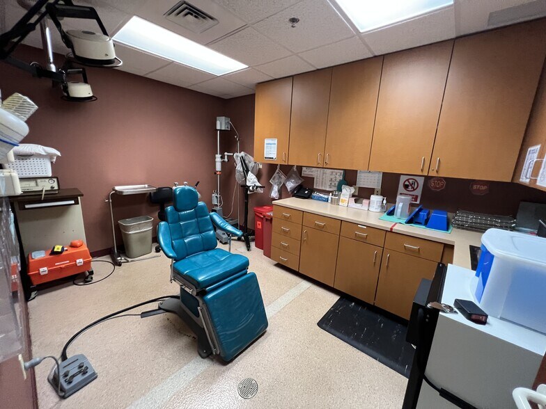 More Photos Of 110 Med Tech Pky, Johnson City Healthcare For Lease