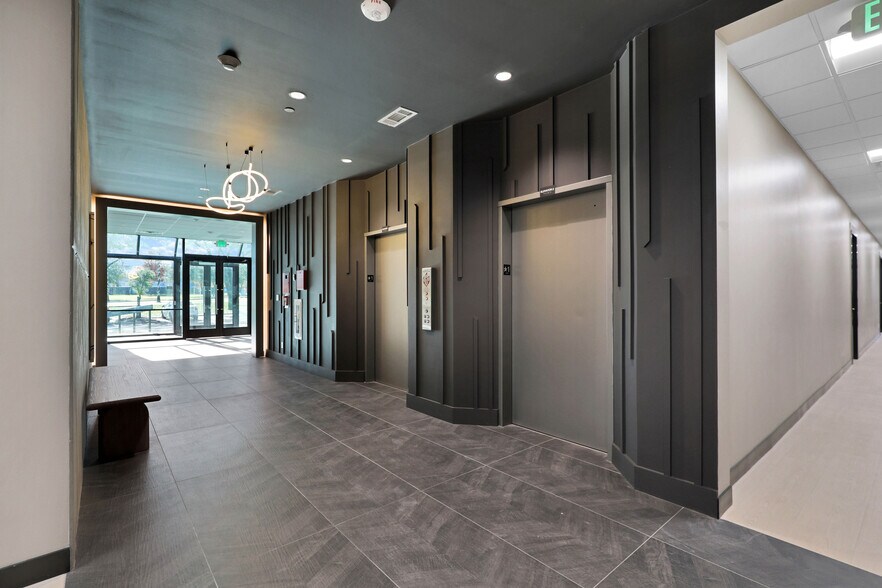 More Photos Of 400 N Allen Dr, Allen Office For Sale