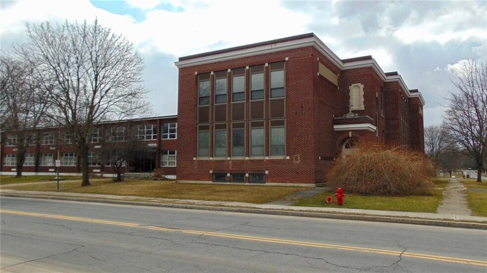 Primary Photo Of 81 W Bayard St, Seneca Falls Office Residential For Sale