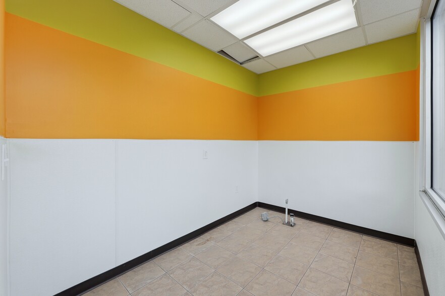 More Photos Of 5405 Bergenline Ave, West New York Storefront Retail Office For Lease