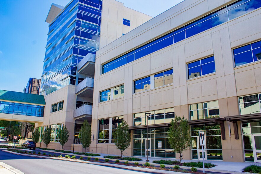 Primary Photo Of 205 Saint Clair Ave SW, Huntsville Healthcare For Lease